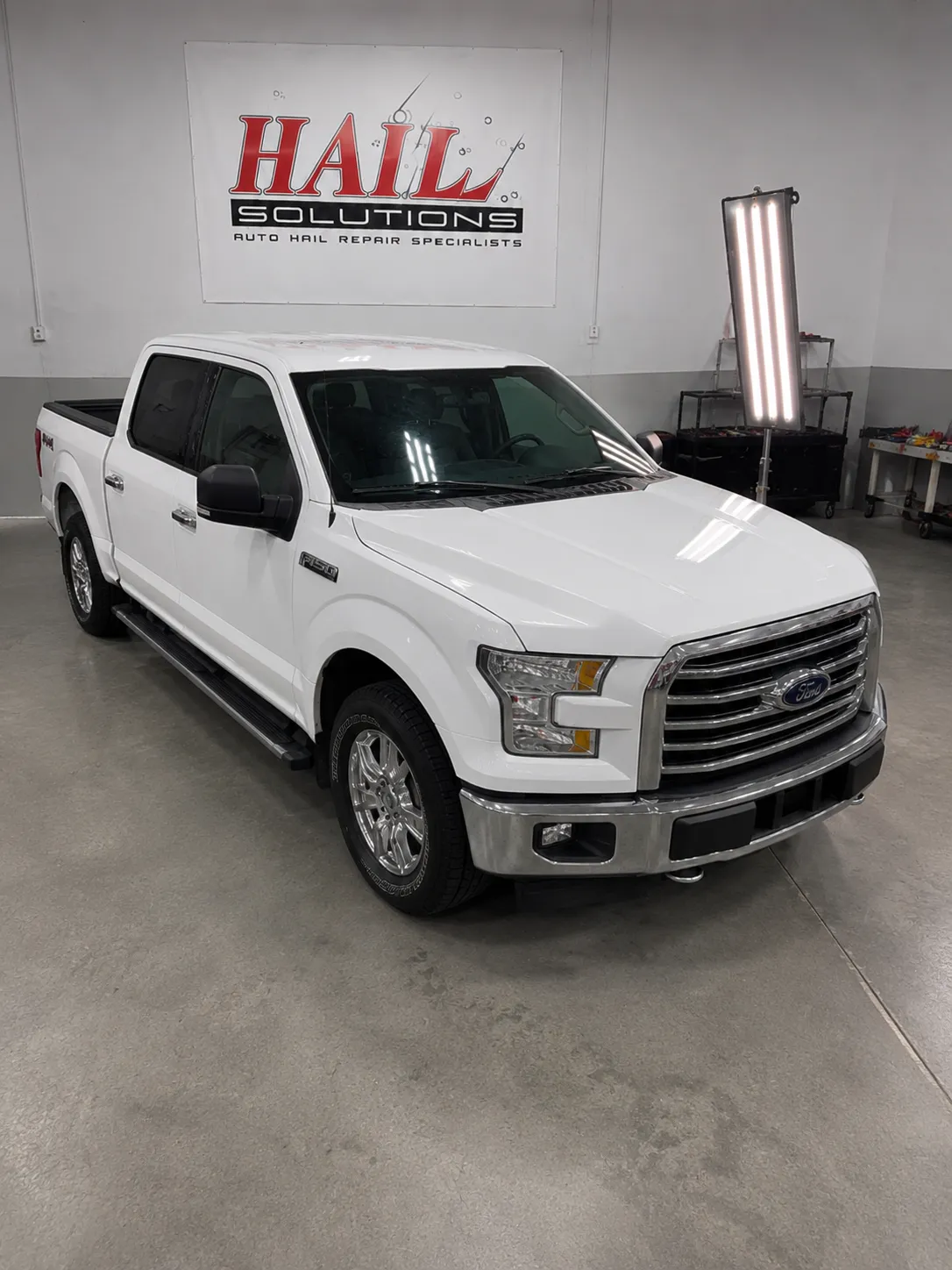 2015 Ford F-150 hail damage repair in Olathe, KS — detail photo 1
