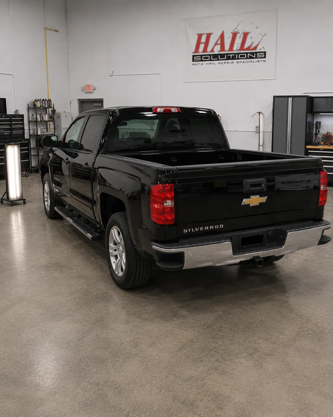 2016 Chevrolet Silverado 1500 hail damage repair in Ottawa, KS — detail photo 3